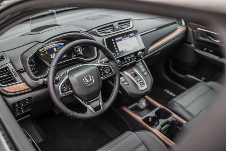 Торпедо Honda CR-V Origin Edition 2018 года  (фото 20 из 27)